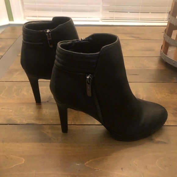Nine West Kuinby 3 Boots - Picture 1 of 16